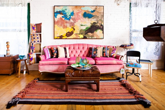 Dicas para inovar a sala mudando apenas o estilo do sofá