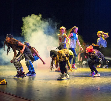 Você sabe o que é atividade rítmica e expressiva?