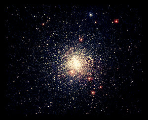 Como são formadas as estrelas no espaço interestelar?