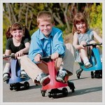 Crianças brincando no PLasmacar