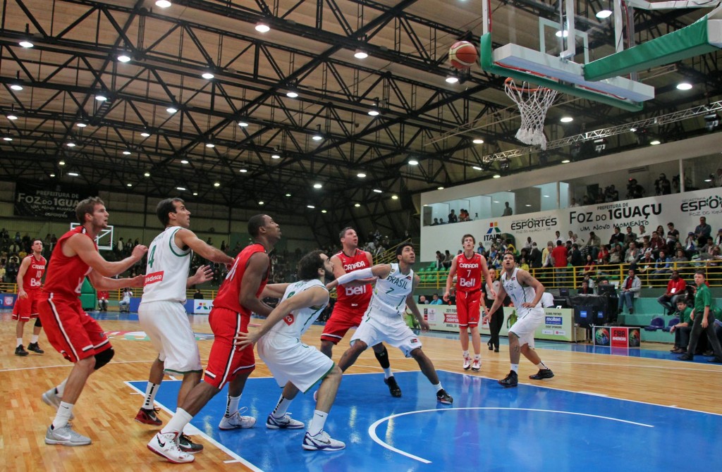 Quantas Pessoas Formam Um Time De Basquete